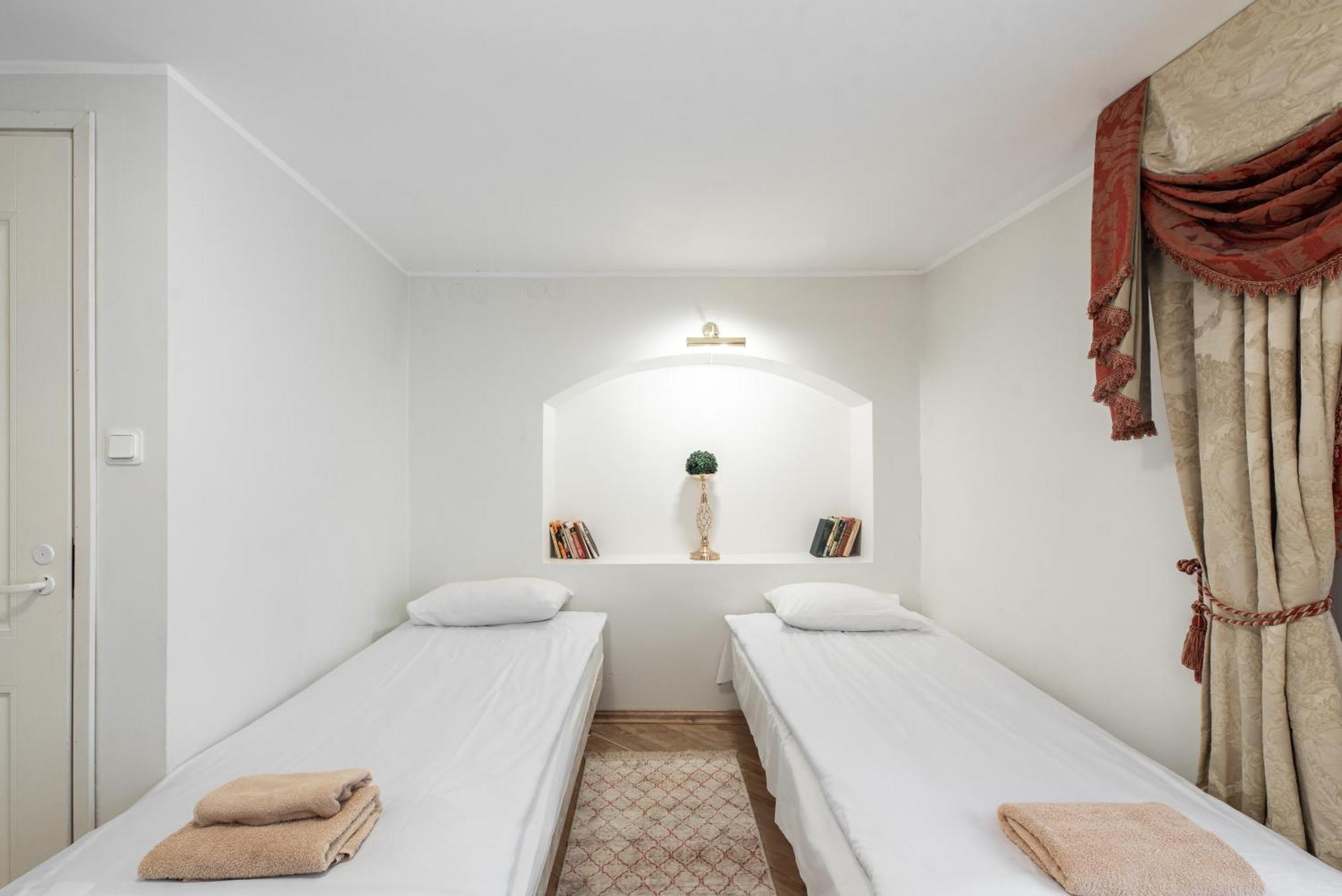 Airhome - Old Dominican Monastery Tallinn Exterior foto
